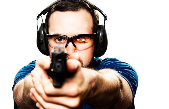 Shooting With One Eye or Two Eyes Open: Which is Correct?