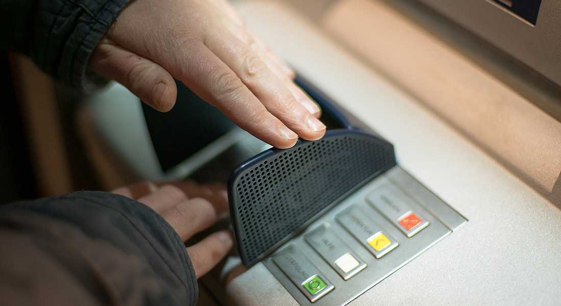 Suspect engaged in violent robbery shot by armed Samaritan at ATM 