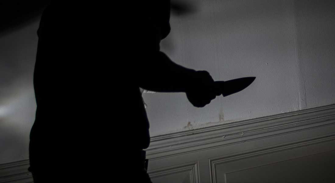 Mississippi mom protects her three children by shooting knife-wielding man